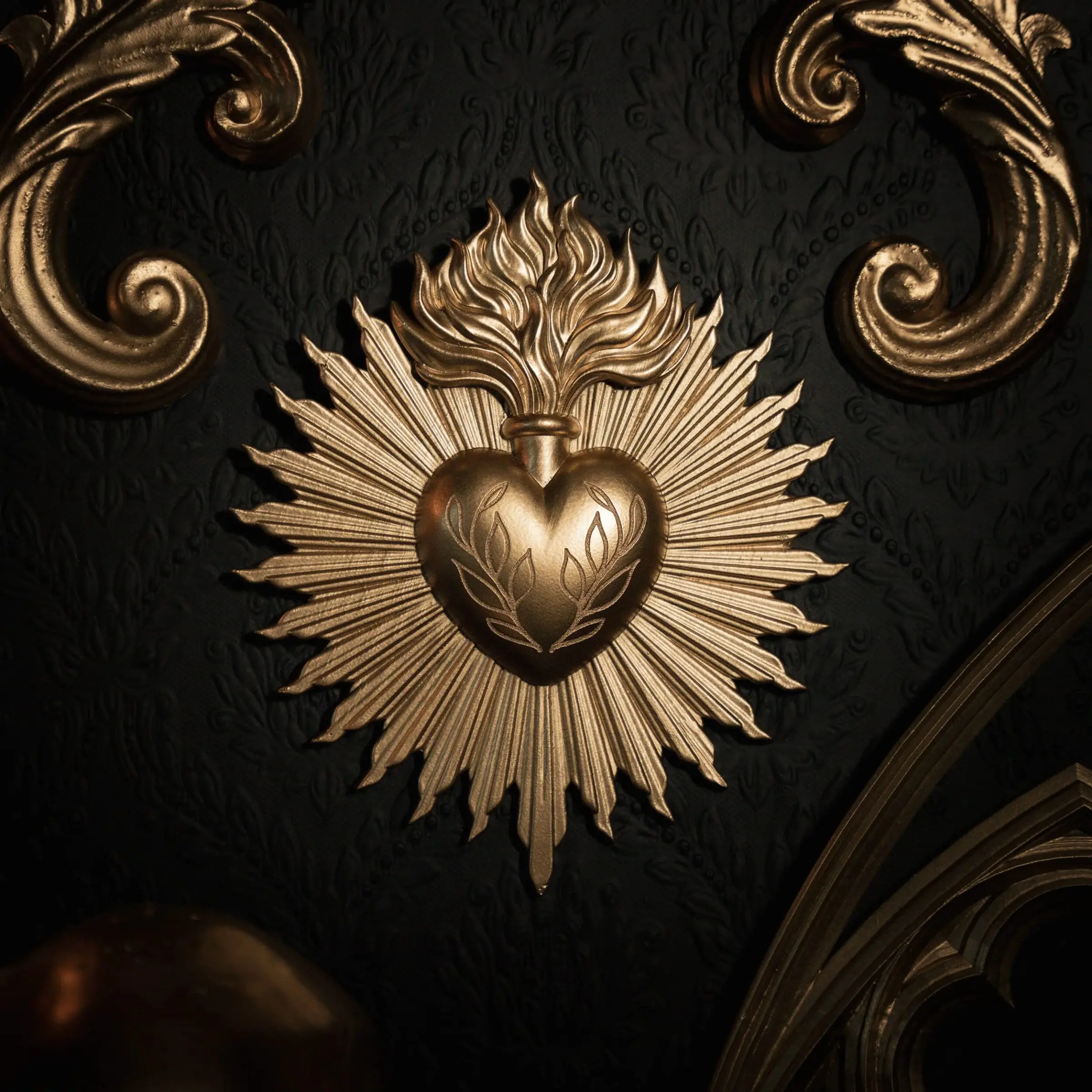 Vintage Gothic Heart Design Wall Hanging, 1 Count Creative Wall Decor, Wall Hanging Decor for Home Living Room Bedroom, Poster, Heart Shaped Decor, Decorative Wall Art, Decoration Items, Room Decorations