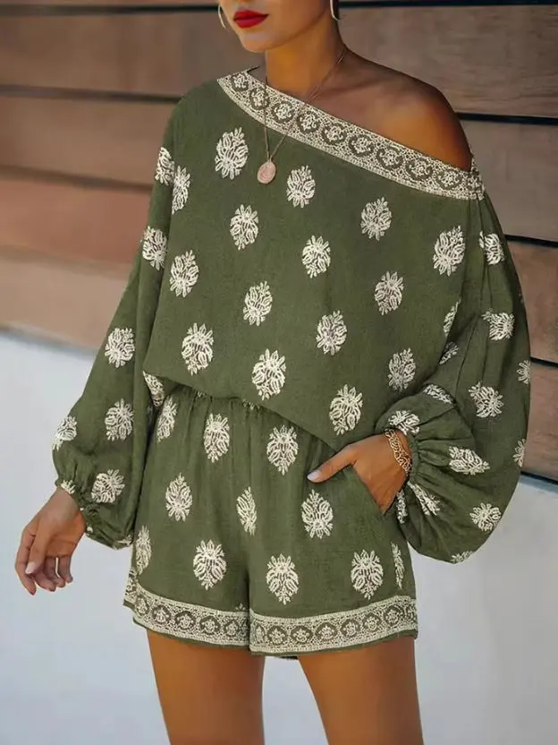 Women's Oversized Lightweight Matching Clothing Set with Medallion Accents, Fit Shorts for Warm Nomad Style