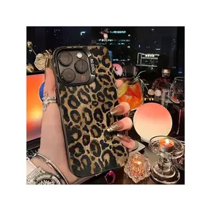 Black Luxury Leopard Print New TPU Anti-Drop Design Metal Button Precision Cutout Cheetah Pattern Creative Fashion High-End Phone Case For IPhone 14 15 Pro Max 11 12 13 SE 7 8 Plus X XR XS MAX, Soft Shockproof Protective Cover Suitable for Samsung S24 FE