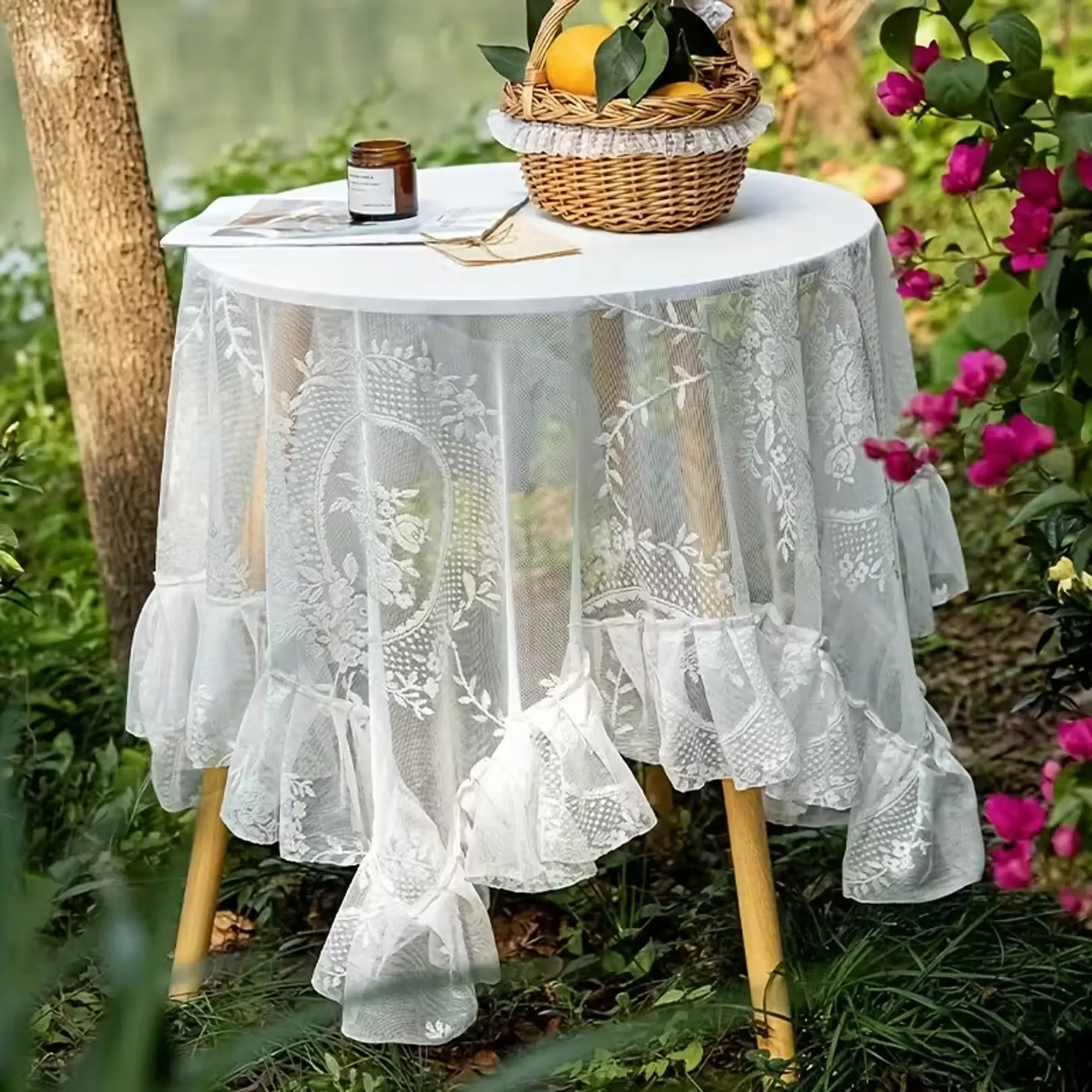 1pc Elegant Lace Hollow Out Sheer Leaf Tablecloth with Ruffle Trim, Vintage Floral Bird Pattern, Perfect for Restaurant Banquet Party Dinner, Cocktail Table Cloth