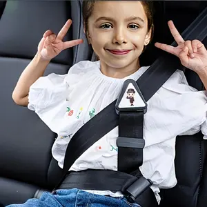 Adjustable Car Seat Belt Adjuster for Facial Protection, Prevents Neck Abrasion, Easy-To-Use Safety Belt for Teens, Enhances Passenger Safety