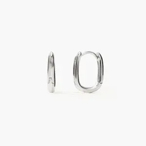en route Silver Link Earrings, Minimalist Waterproof Hoops, Durable Silver Finish for Versatile Daily Looks