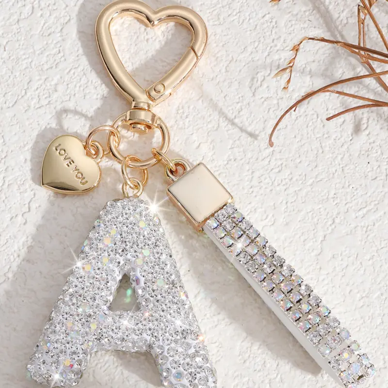 Mother's Day Gift New Fashion Soft Clay Silver Color Rhinestone Letter Keychain Heart Pendant, Sparkling Keychain Women's Bag Accessory Car Key Chain Keychain Key Rings For Bags Gift for Mom Friends Keyring