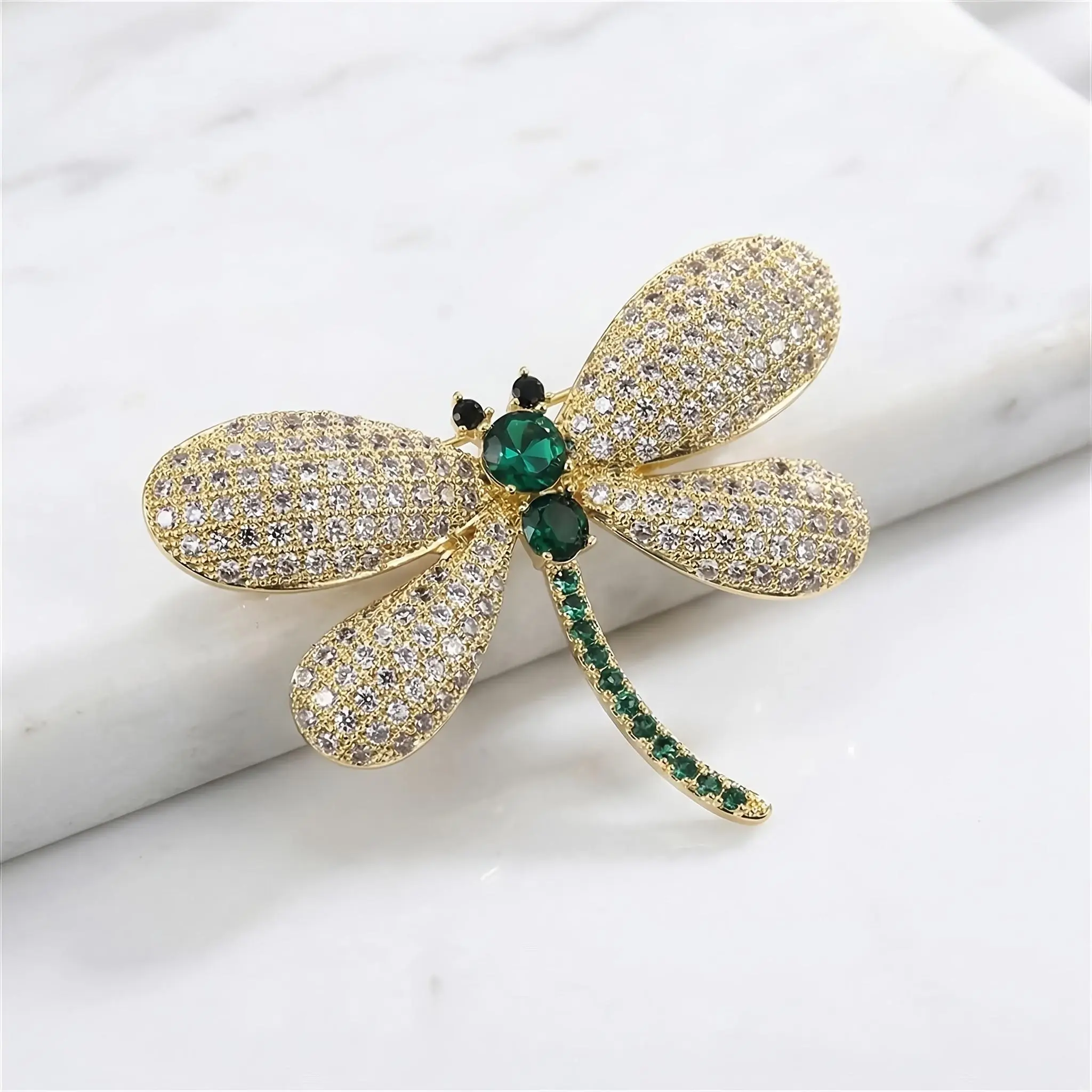 Sparkling Rhinestone Dragonfly Brooch for Women, Elegant Lapel Pin for Suits and Collars, Versatile Rhinestone Hair Decorations