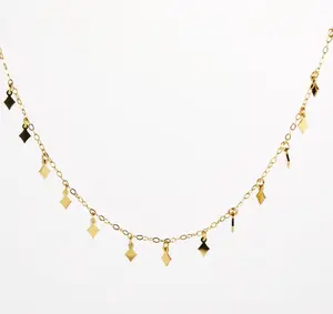 A minimalist, niche and fashionable Bohemian diamond-shaped sequin necklace with a strong sense of design