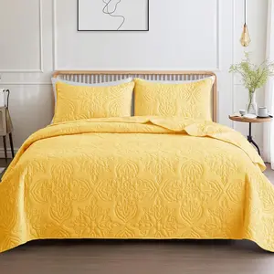 Soft Queen Quilt Bedding Set for All Seasons, Vintage Damask Ultrasonic Full Size Quilts Set, Lightweight Reversible Bedspread Coverlet Bed Cover with 2 Pillow Shams, Yellow