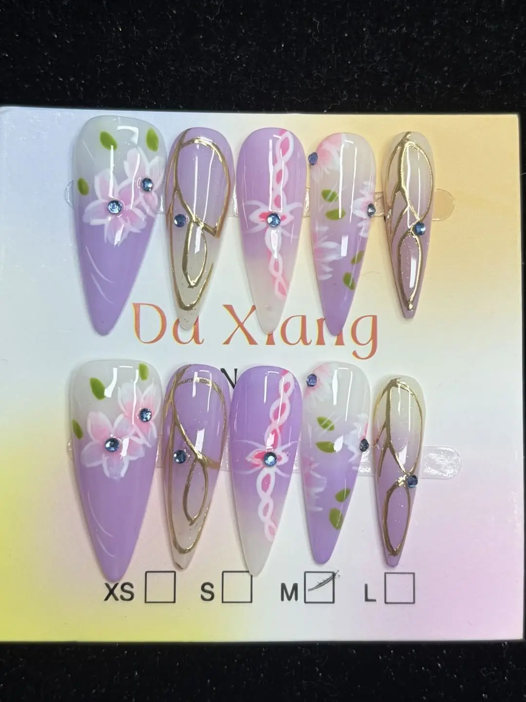 Maggie(13757)gc.30$ 15pairs different styles you can get
