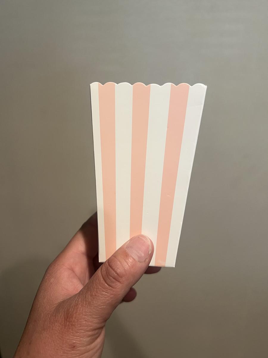 Item: 48 pcs - small