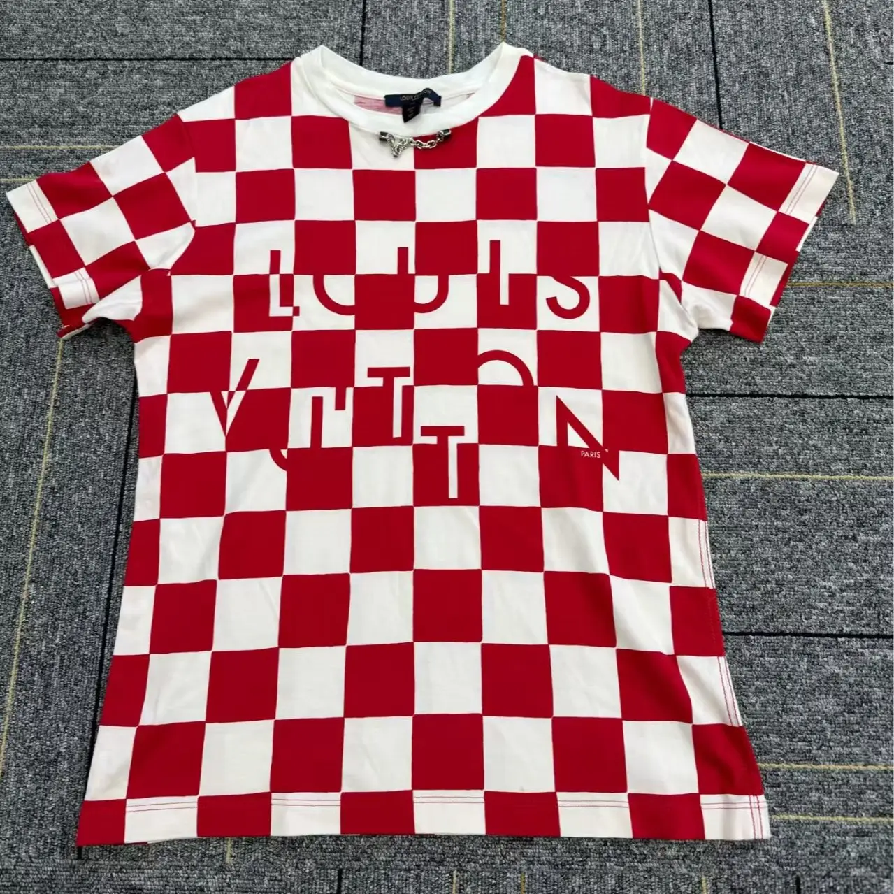 Pre-owned Louis Vuitton Short Sleeve Shirt for Women – Size M – Classic Designer Top N24154942