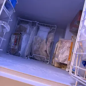 Msercuor Freezer Organizer Bins 2/4/6/8 Pack – Stackable Wire Storage Baskets for Chest Freezer, Rustproof Metal Freezer Organizers for Meat, Food, Kitchen & Pantry