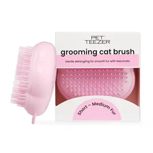 Tangle Teezer Cat Brush, De-Shedding Cat Hair Brush for a Gentle, Soothing Groom & Short to Medium Length Fur,Pink