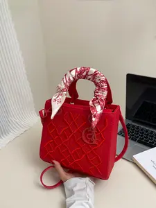 1pc Valentine's Day Stylish Minimalist Casual Vintage Tote Bag Fashion Elegant Handbag Elegant Minimalist Handbag Perfect for Daily Commutes, Shopping Trips, and Dates Versatile Gift for Women Essential Handbag