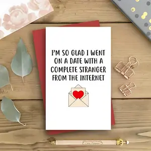 1/3/7pcs  Funny Online Dating Anniversary Card for Boyfriend Girlfriend, Cute I'm So Glad I Met You Internet Stranger Greeting Card for Husband Wife, Romantic First Date Card for Partner, Perfect for Valentine's Day, Birthday, Engagement Gift