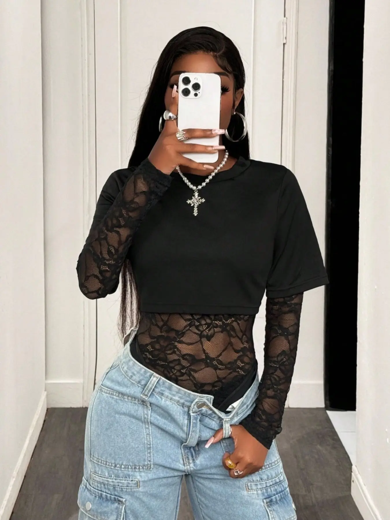 Women's Basic Feminine Chic Elegant Round Neck Sheer Floral Lace Long Sleeve Underwear Bodysuit Shaper Bodysuits, Breezy Breathable False 2-Piece Style Quick-Drying Stretchy Fit Shapewear