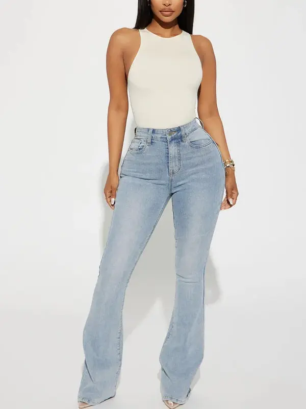 San Diego Sculpting Stretch Flare Jeans - Light Wash