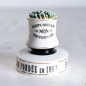 Labat et Fils Match Strike