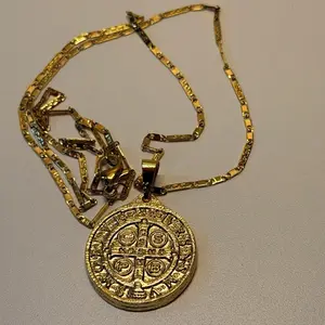 Medalla mediana de San Benito