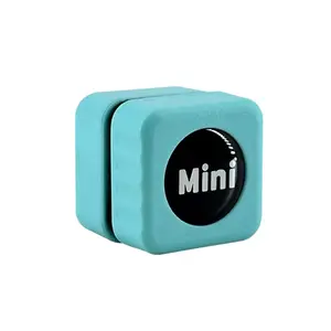 1PC Aquarium Magnetic Brush Glass Floating Algae Scraper Curve Glass Cleaner Scrubber Tools Fish Tank Glass Cleaning Magnet Brush