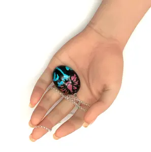 Gorgeous chameleon set