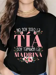Spanish Phrase T-Shirt "No Soy Solo La Tía Soy La Madrina" - Bold Spanish Text Print, Lightweight Breathable Short Sleeve Round Neck Tee Suitable for Spring Summer Fall, Casual Casual Attire & Athleisure Outfits