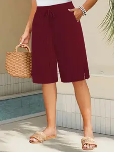 [Plus Size] Solid Split Hem Shorts, Casual Comfy Wide Leg Shorts for Daily Wear, Women's Bottoms for All Seasons, Casual Boho Shorts
