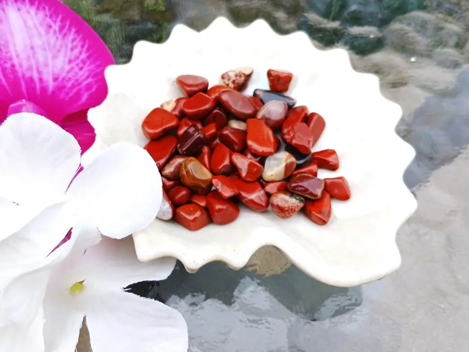 Red Jasper Tumbled Loose Gemstone Crystal for Protection Grounding and Positive Energy Enhances Vitality and Emotional Balance