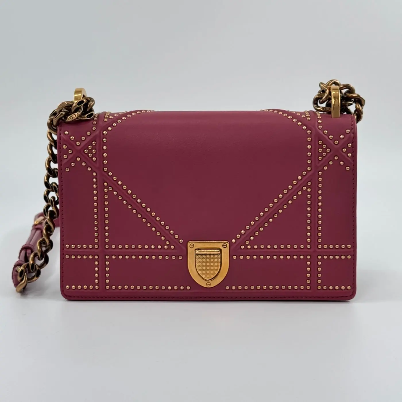 Pre-owned Dior leather Shoulder bags Diorama Medium Studded Lambskin Chain Flap Bag #8895946245508648
