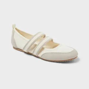 Women’s Dulce Shoes with Memory Foam Insole - Wild Fable