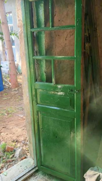 Item: 1×Battery* Supporting Products