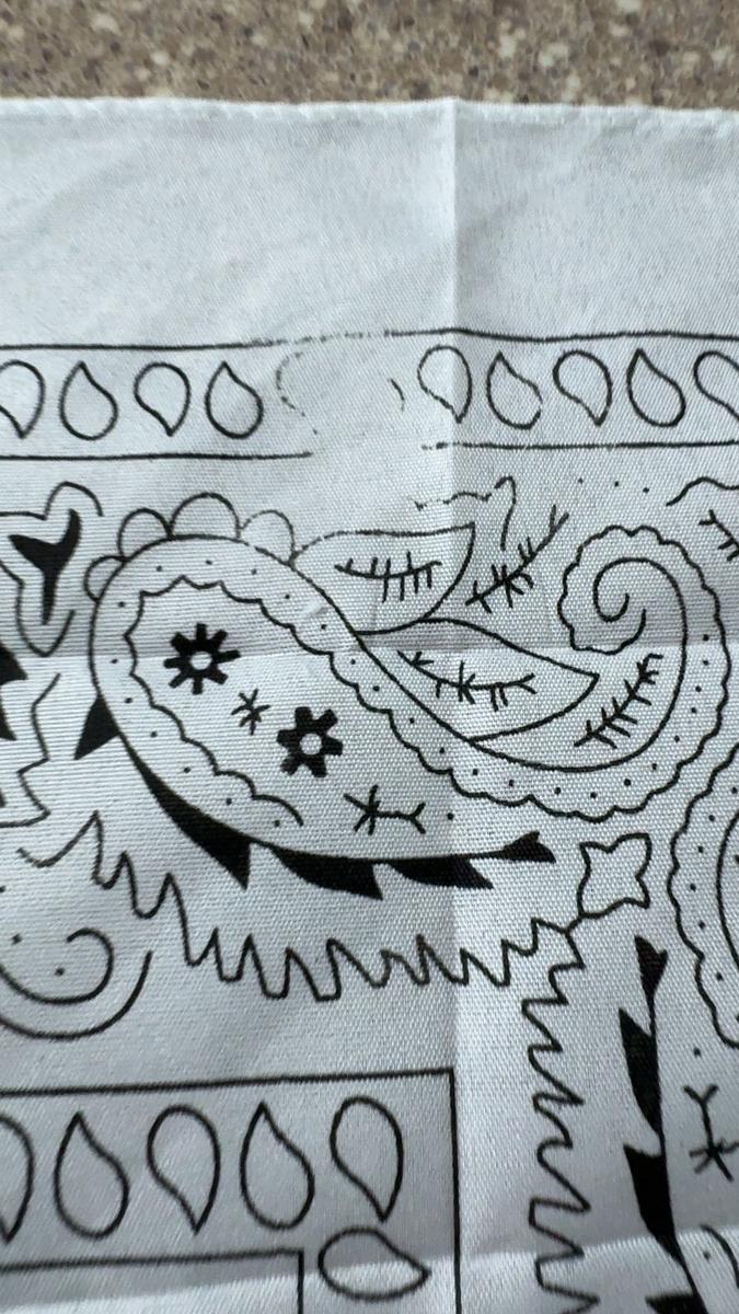 Item: White/Black/Navy Blue/Gray