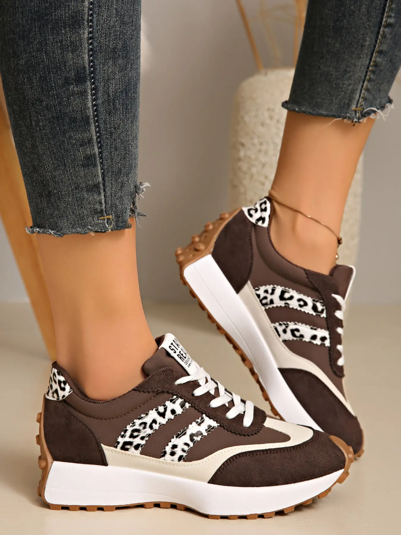 New Women's Casual Workout Sneakers, Thick Sole Anti-Slip Breathable Running Shoes, College Style Suitable for Students, Office Work, Fitness