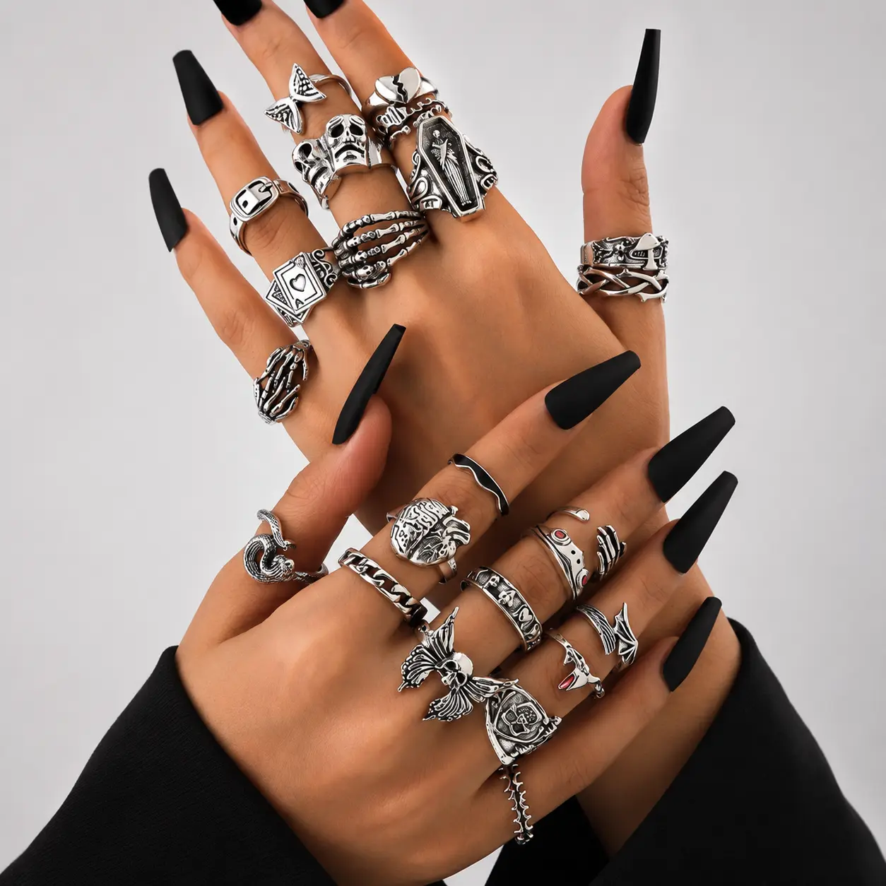 Vintage Antique Silver Goth Rings Skeleton Hand Bat Playing Card Snake Adjustable Rings for Women Men