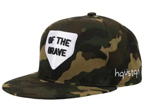 Camouflage Brave Vintage Embroidered Baseball Cap Adjustable Fit Unisex for Baseball Lovers and Sporty Style Outfits