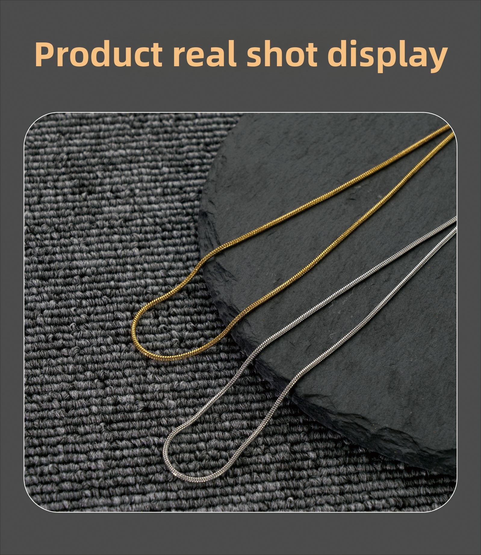 Jewelry snake chain necklace, light luxury niche titanium steel necklace, versatile for men and women, sweater chain with a light luxury and high-end feel