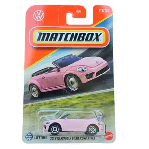 Matchbox 2019 Volkswagen Beetle Convertible - Pink (118/125)