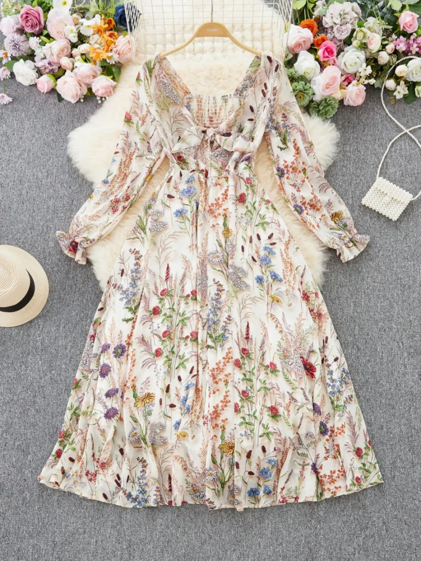 Women's Elegant Bohemian Floral Flower Print Woven Long Sleeve Midi Dress, French European Inspired Fashion Dress