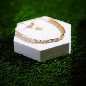 Women's Tennis Bracelet in 18K Gold Plating - Classic Hypoallergenic Design - Size 17cm+5cm Extension - Elegant & Durable Jewelry Gift