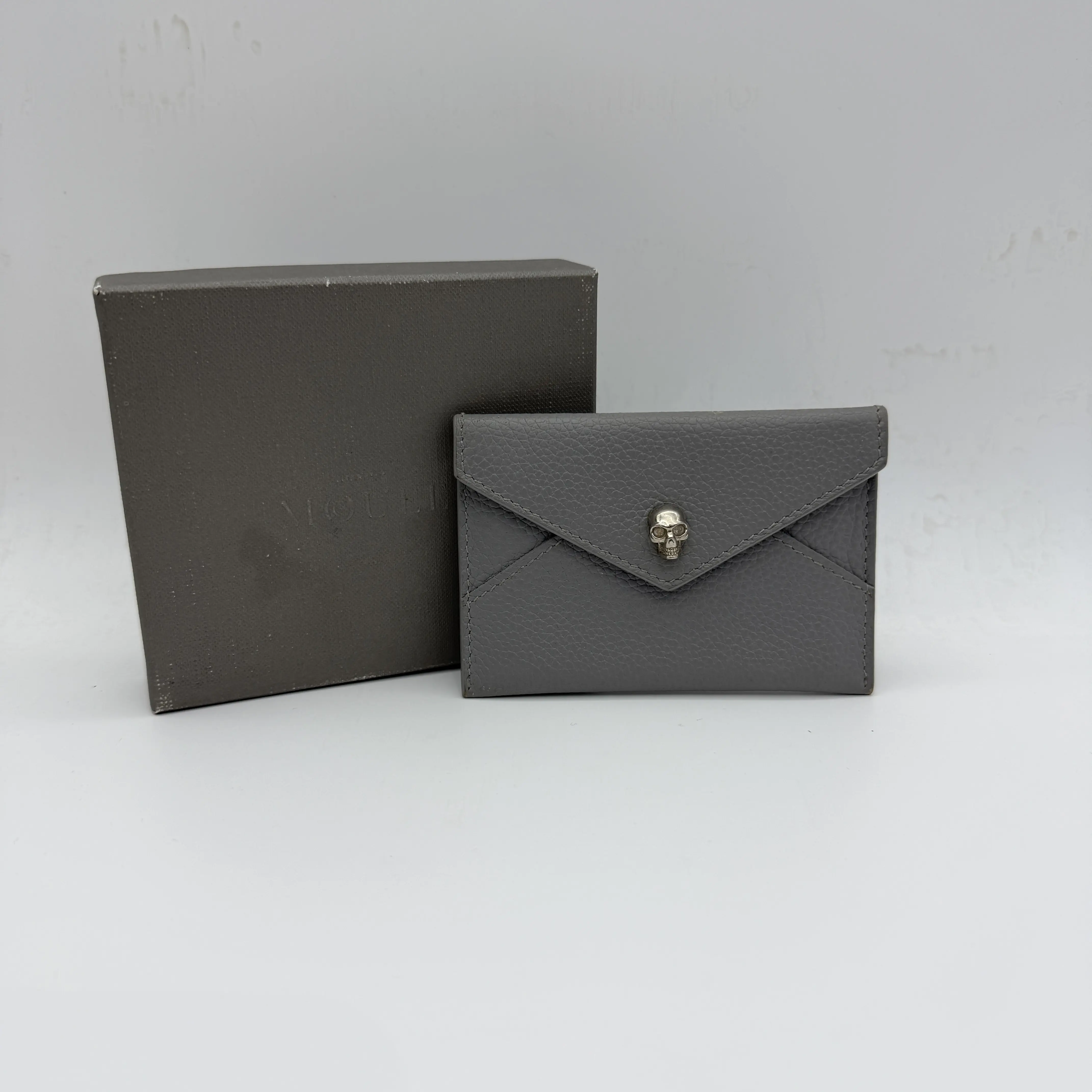 Pre-owned Alexander McQueen grey skull envelope card holder