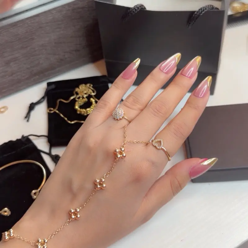 Habibi Golden Hand Chain