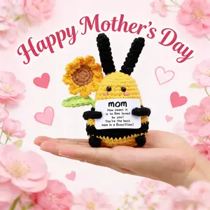 Cute Handmade Crochet Bee Ornament with Card, Perfect Gift for Family Friends Teachers, Ideal for Anniversaries Mother's Day Father's Day Birthdays Christmas