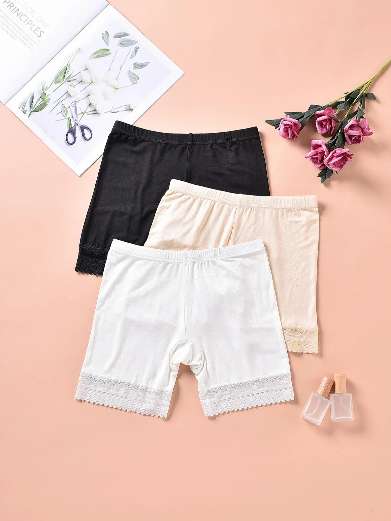 Women's Contrast Floral Lace Trim Elastic Waist Safety Pants, Summer Outfits 2025, Casual Comfy Breathable Non-marking Panties, Ladies 3-piece Short Leggings Underwear Set, Trim Lace Panty, Daily Casual Underwear, Breathable Stretch Panties