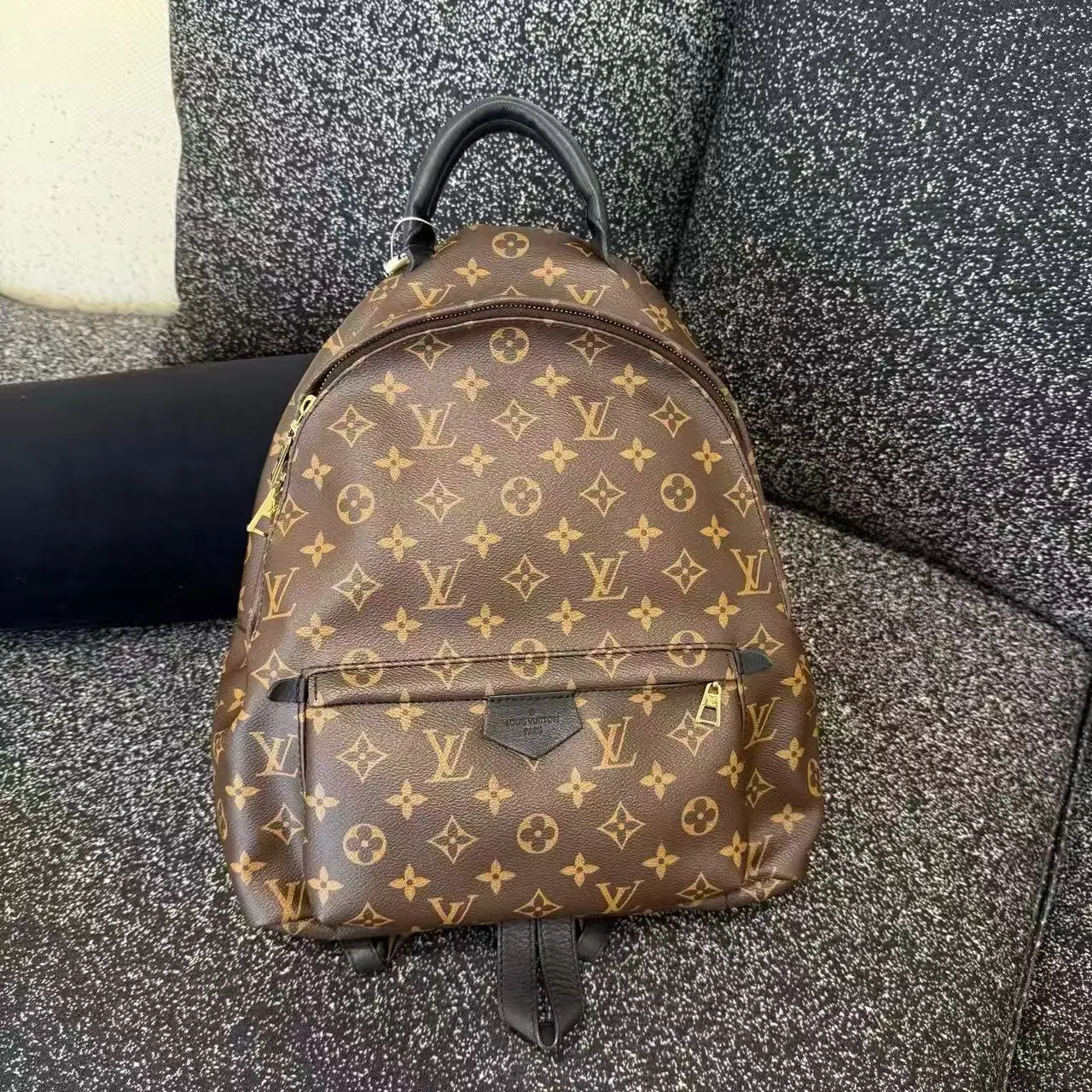 Pre-owned Louis Vuitton LV Palm Springs Medium Backpack, Classic Monogram Canvas, Gold Zipper