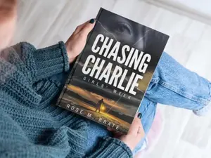 Chasing Charlie - Girls’ Week: A Thrilling Adventure of Friendship and Survival in a Tropical Paradise