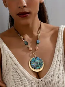 Women's Vintage Boho Chic Necklace, Boho Style Jewelry, Exaggerated Round Geometric Shell Design, Ethnic Elegant Holiday Jewelry for Women