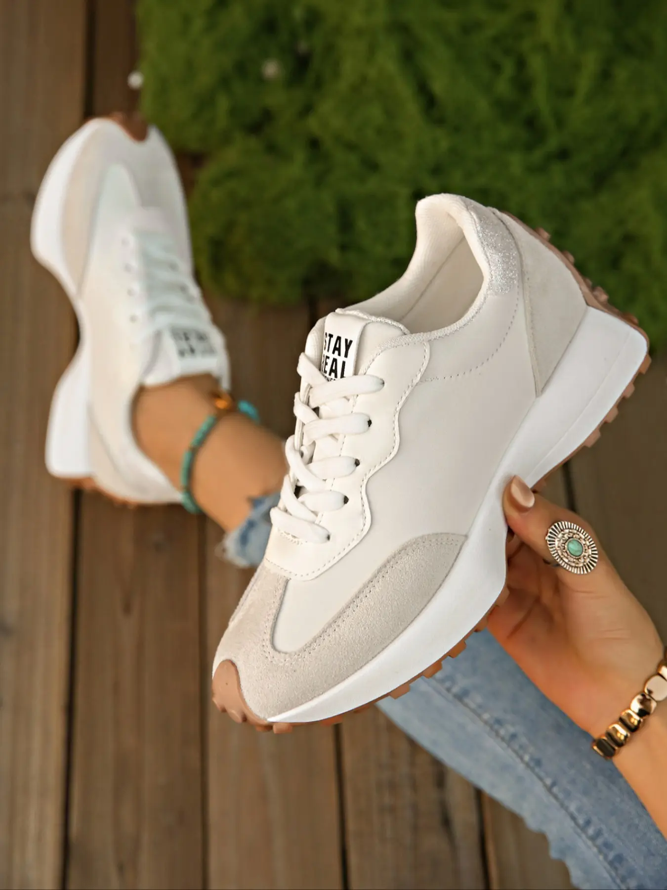 Women's Lavender & White Suede Patchwork Platform Sneakers Lace-Up Thick Sole Walking Shoes Training Shoes Breathable Retro Trainers Comfortable Non-Slip Casual Sports Footwear All-Match Fashion Lifestyle Shoes Christmas Heartwarming Gift