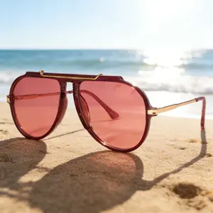 Aviator Sunglasses That Go With Everything/The Classic Large Frame frames The Face Beautifully And The Gradient Lenses Provide Sun Protection While Maintaining A Stylish Look