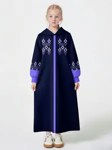 Muslim Girls' Hooded Long Robe, Kids Clothing, Geometric Pattern Print, Casual Loose Fit Abaya, All Seasons Wear, Long Sleeve, Asymmetrical Design