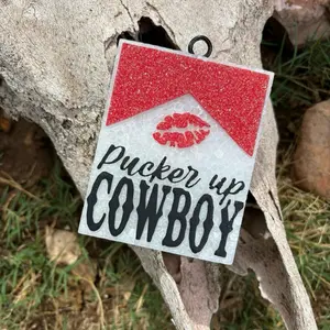 Pucker up cowboy freshie