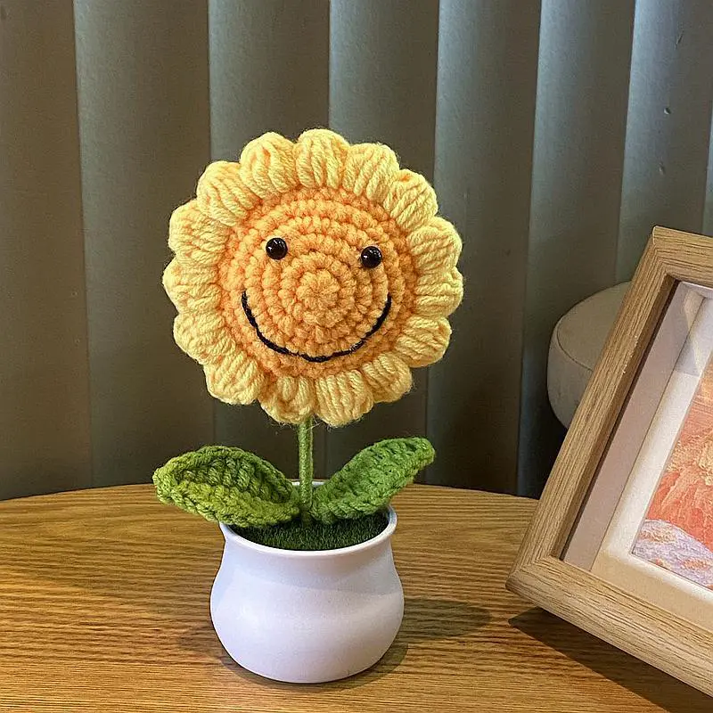 Handmade Vintage Crochet Flower Little Potted Figurine - Pouch Pack Included, Women's Birthday Gift, Desk Decor for Home Office