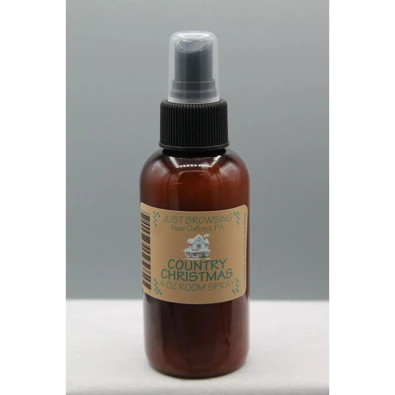 Country Christmas Room Spray - 12oz Bottle with Pump Dispenser - Scented Fragrance for Home Aroma
